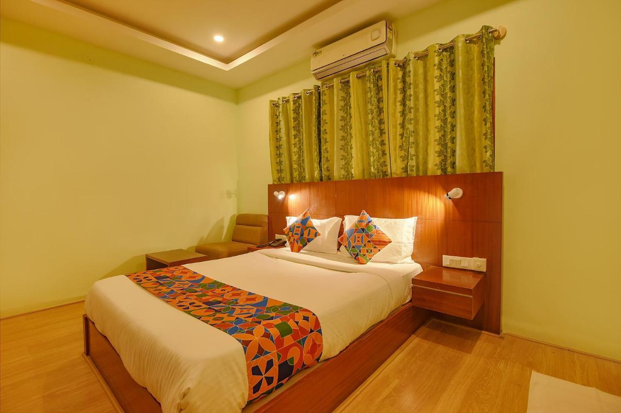 Fabhotel The Btm Palace - Btm Layout Nr Gopalan Innovation Mall Bangalore Exterior foto